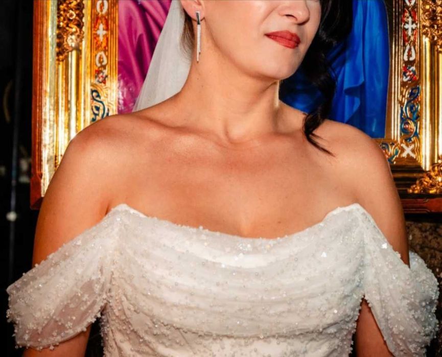 Rochie mireasa strălucitoare Set complet