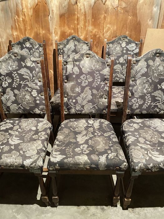 Продам стулья …..