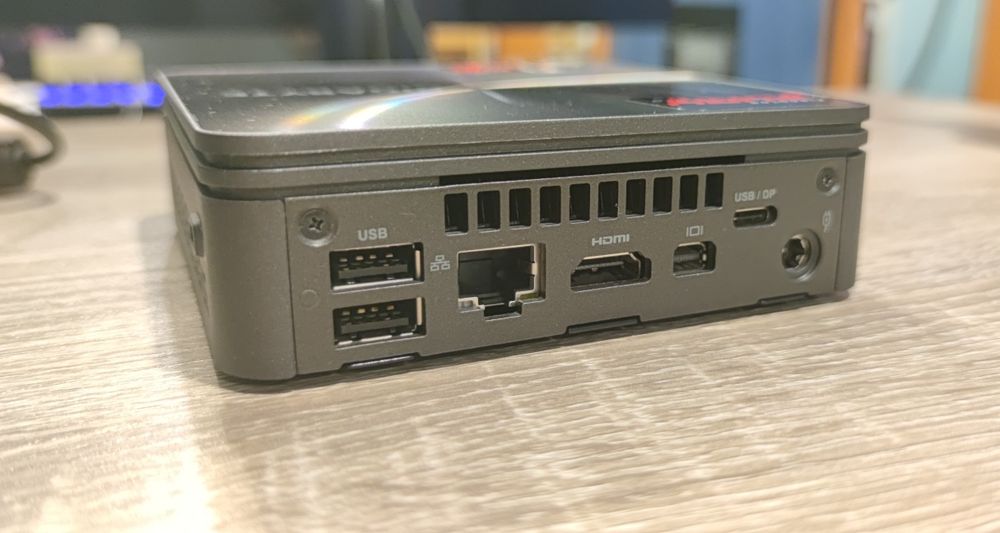 Barebone mini-PC Gigabyte Brix - за части