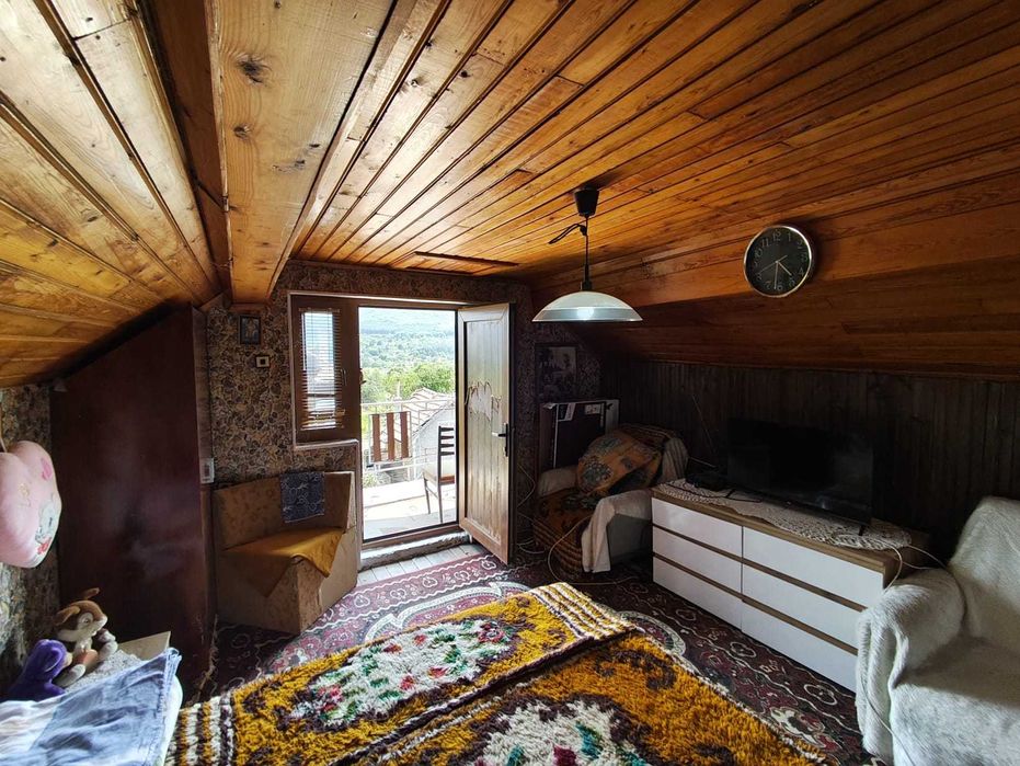 Триетажна вила, местност Драката