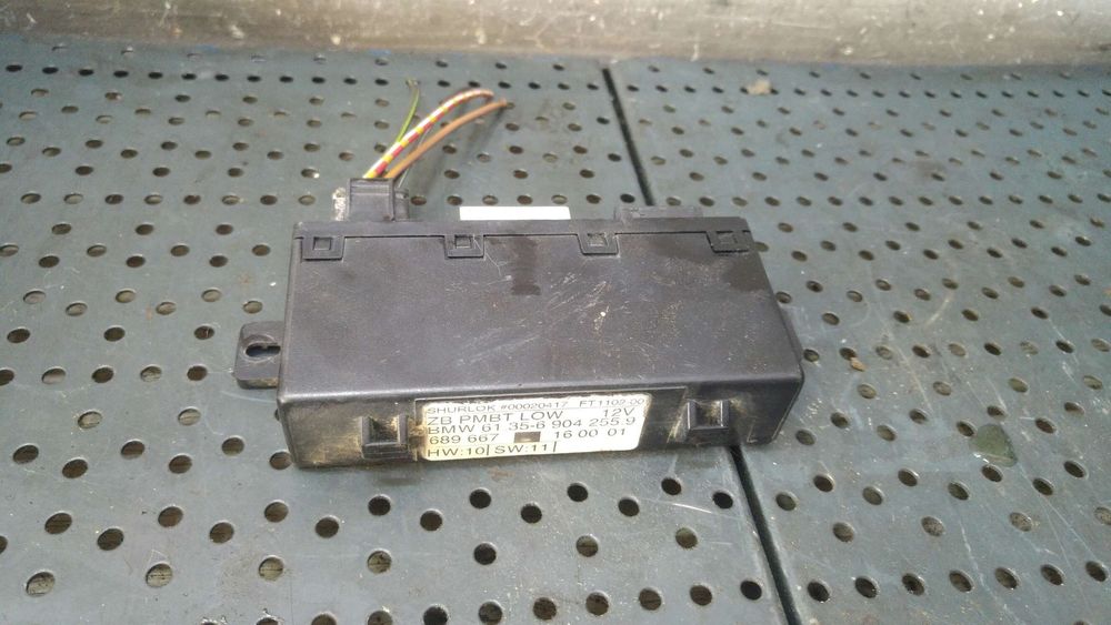 Modul inchidere centralizata dreapta fata bmw seria 5 e39 9042559 689667