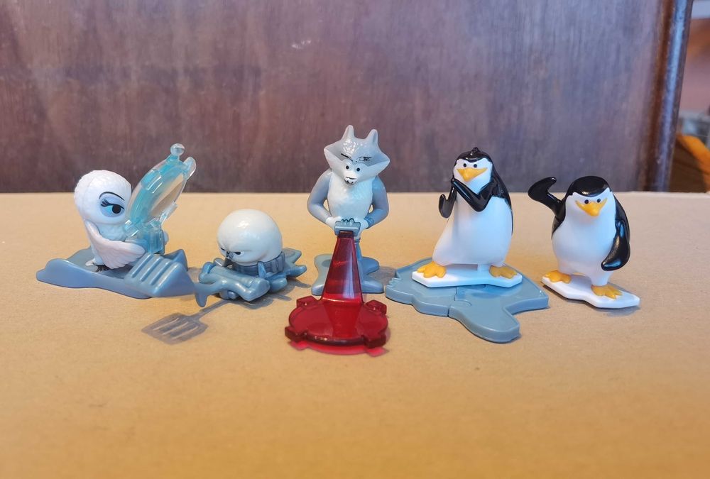 Киндер играчки за колекции