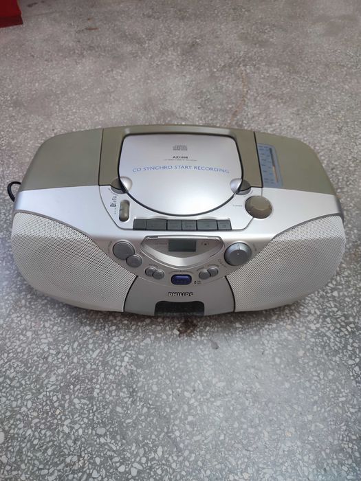 Касетофон Philips Az1008
