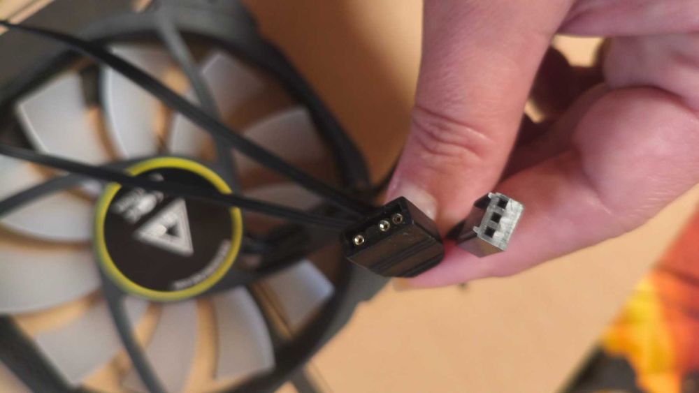 120мм вентилатор за компютър