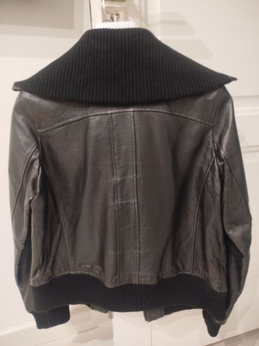 Женская куртка из натуральной кожи