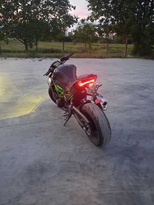 Kawasaki z 900 2025