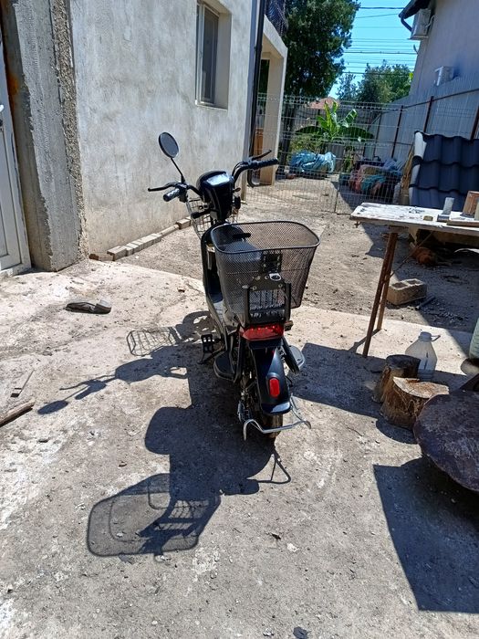 Scuter Electric 350W 20Ah cu Pedal