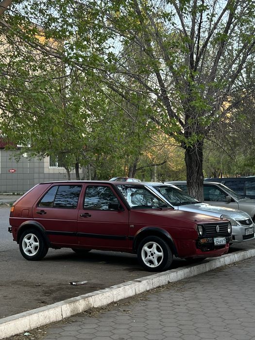 Продам Гольф 2 1.8