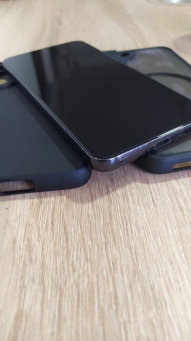 Vand Samsung s22, 128/8 gb