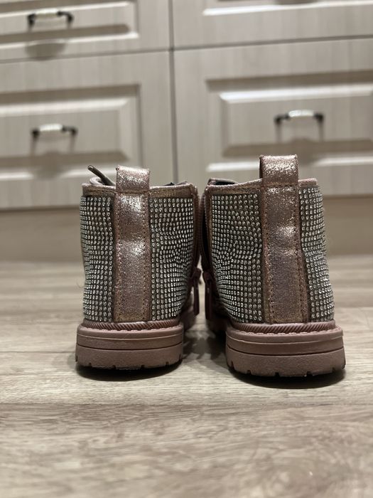 Боти/ботуши с камъни 23 номер