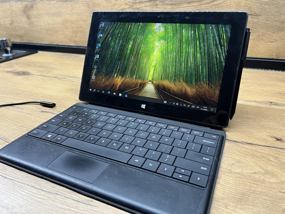 Лаптоп/таблет Microsoft Surface