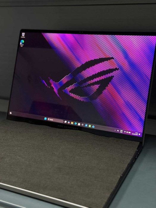 Laptop Gaming Asus Rog Zephyrus G16 GU605M - Cod 125352
