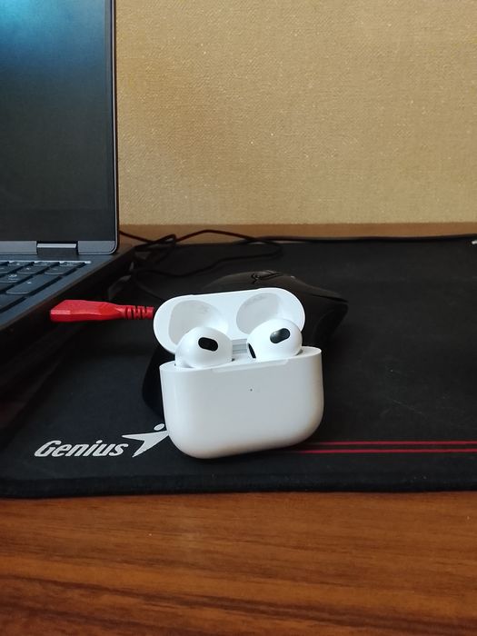Продам наушники airpods pro 3