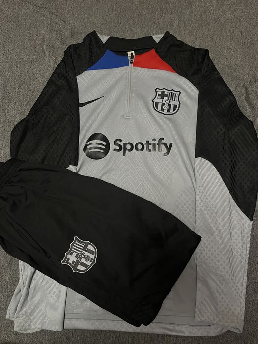 tracksuit barcelona