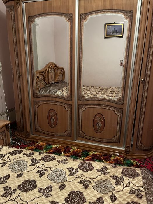 Б/у спални гарнитур