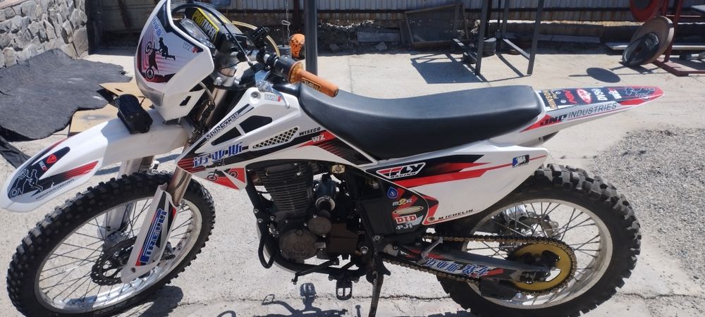 Продается эндуро 06 а отличном состоянии