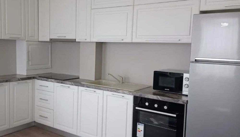 Дава се под наем Тристаен апартамент в Пловдив, Западен - 90 кв.м за 331.5 € - Снимка #2