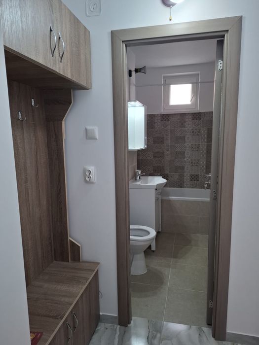 Apartament cu 2 camere de închiriat - Precista