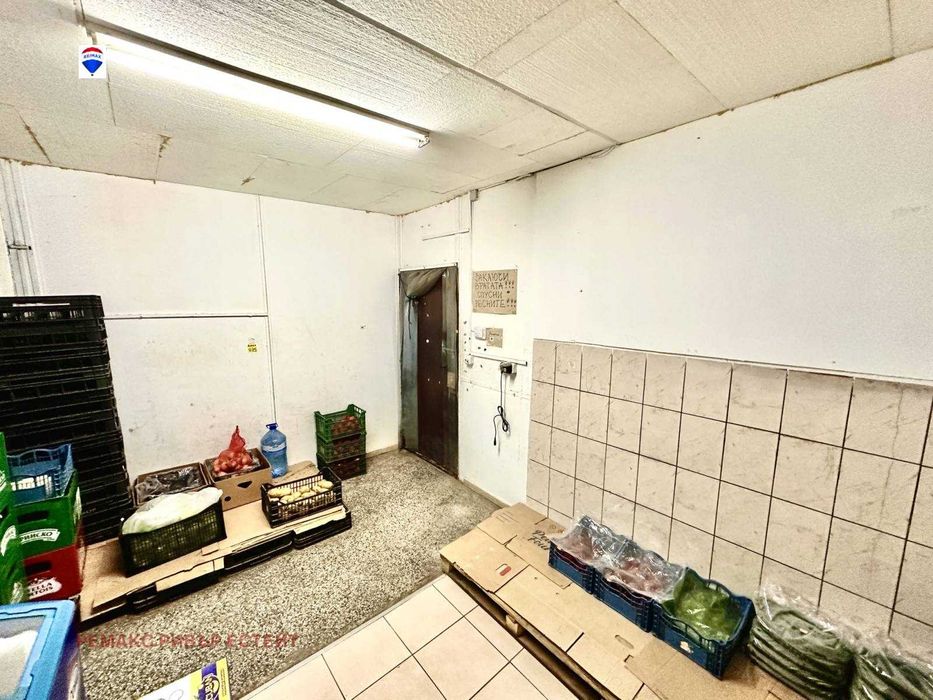 Продава се Магазин в Русе, Чародейка - Север - 156 кв.м за 2276 €/кв.м - Снимка #10