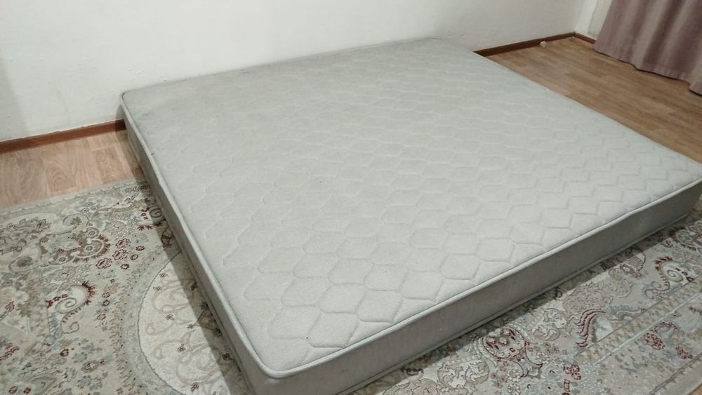 Диван угалок духспалний