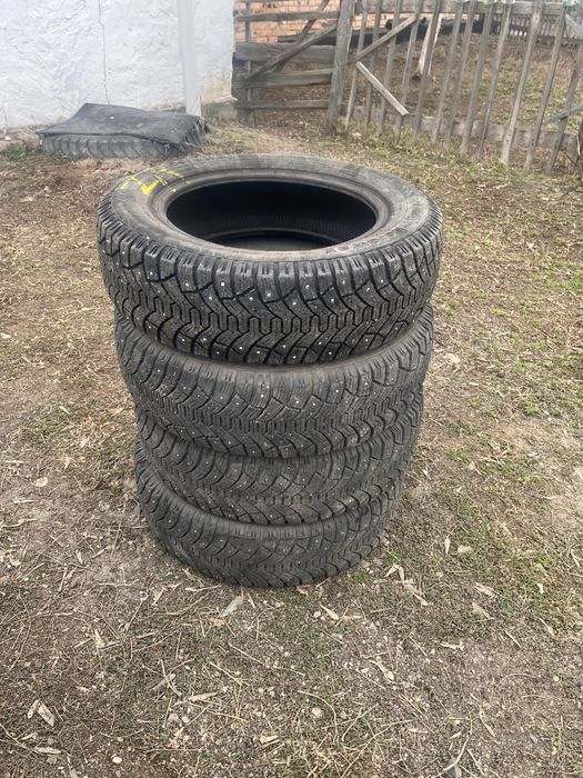 Зимние резины с шипами