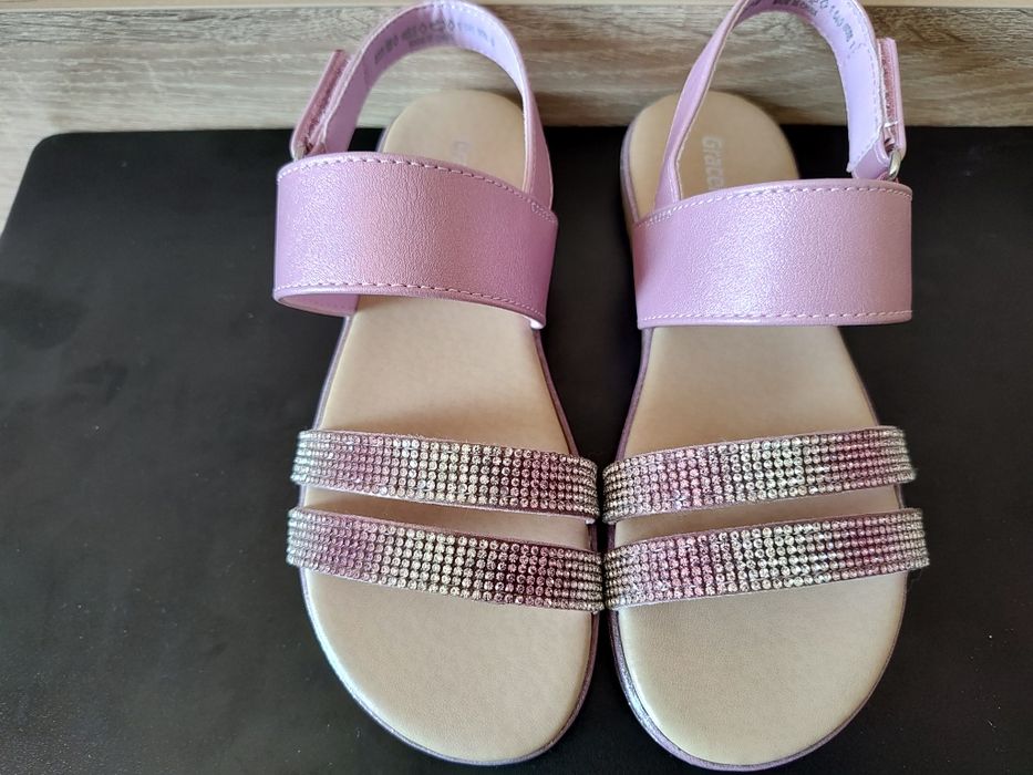 нови, Deichmann, №31/- 50% отстъпка