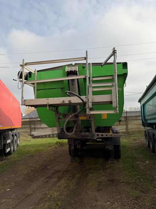 Vand semiremorca basculanta Schmitz 28 mc an 2021
