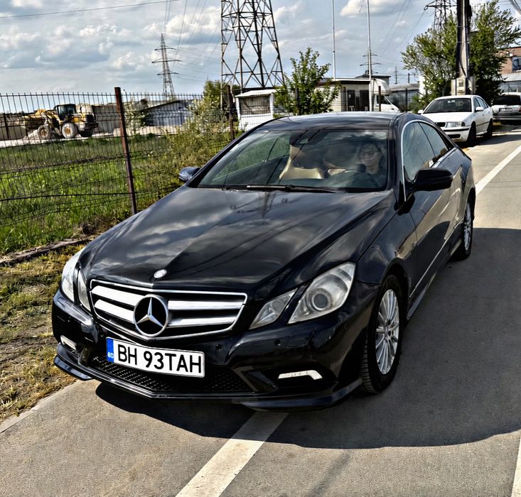 MERCEDES-BENZ E-Class
