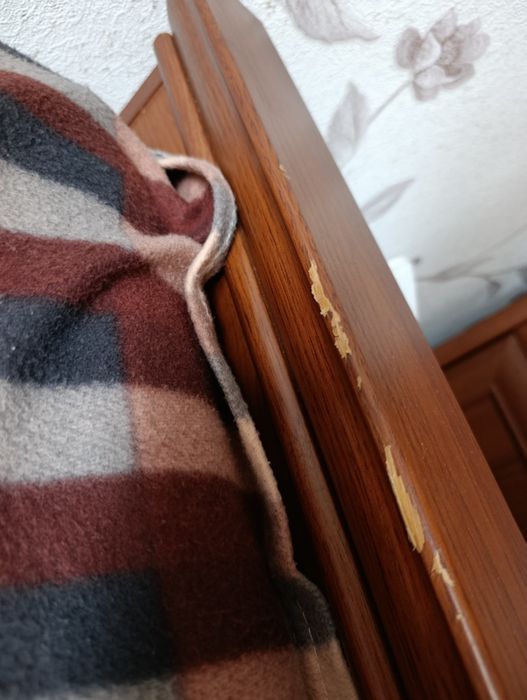 Срочно продам две одинаковые кровати