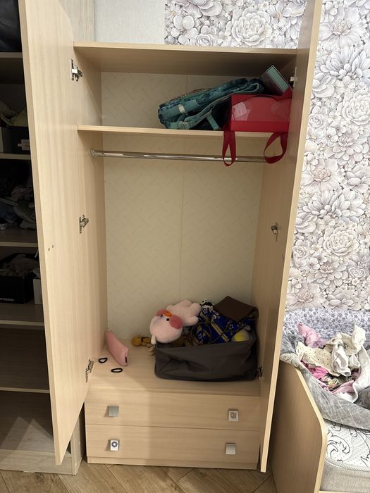 Продам детский шкаф