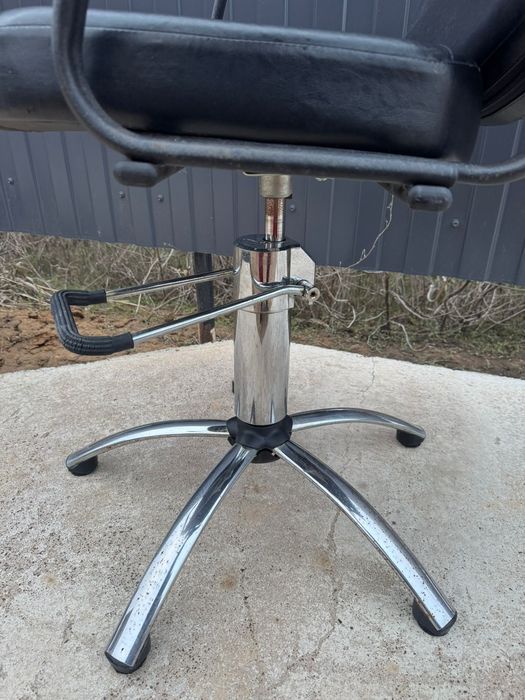 Продам   Кресло.