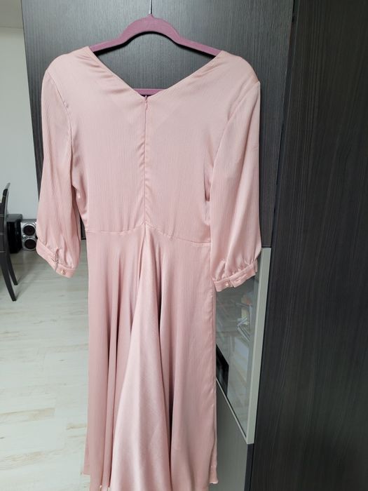 Rochie de ocazie, roz pudra sidefat.