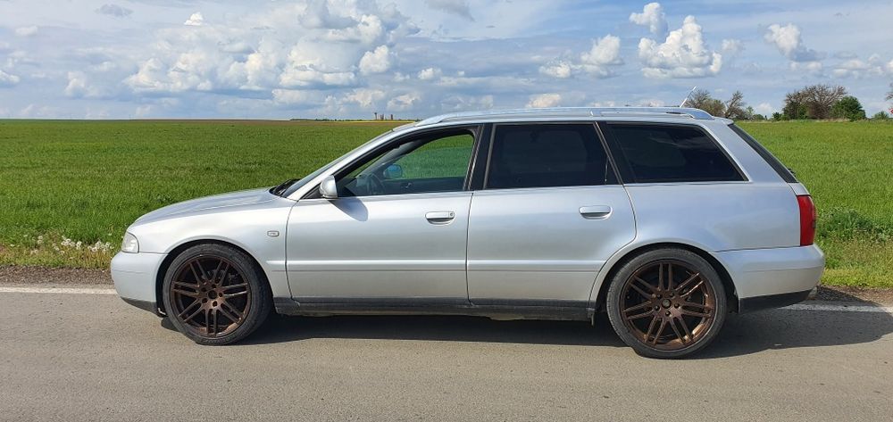 Audi A4 1.8T B5 220CP (variante)