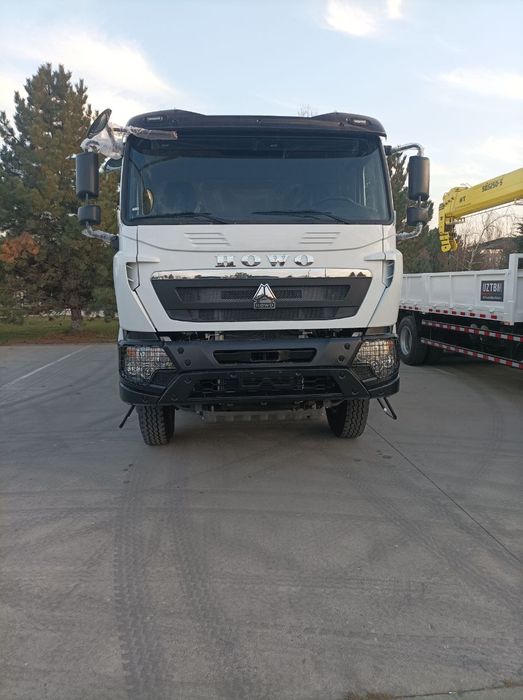 Самосвал HOWO-T7S 8x4 - 32 т / 26 куб.м Sunhunk