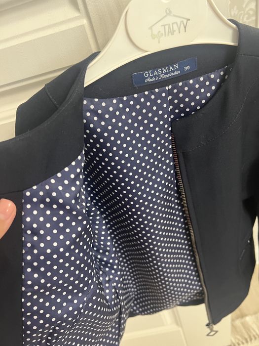 Школьная форма и рюкзак