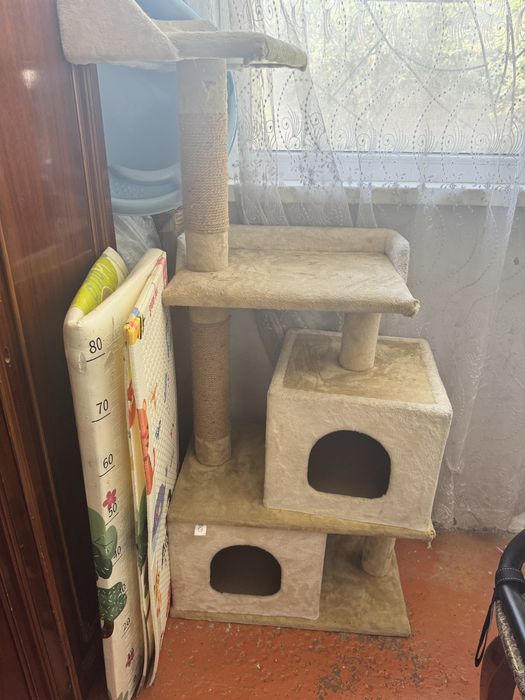 Домик красивый для кота