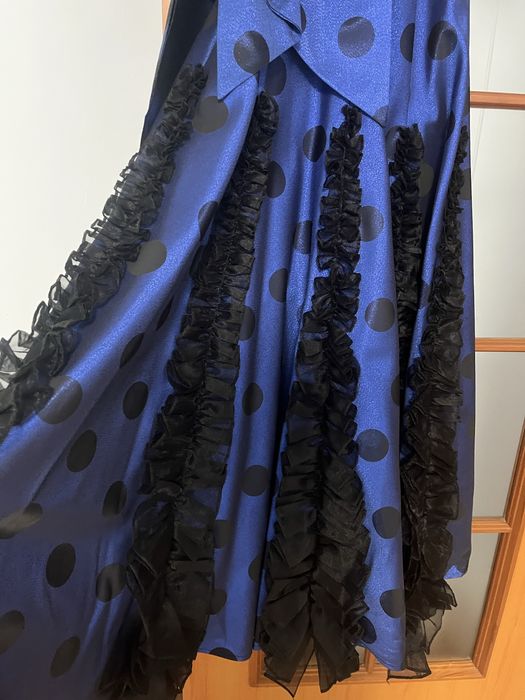 Женская одежда платье вечернее