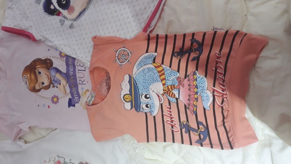 Различни блузки,различни размери