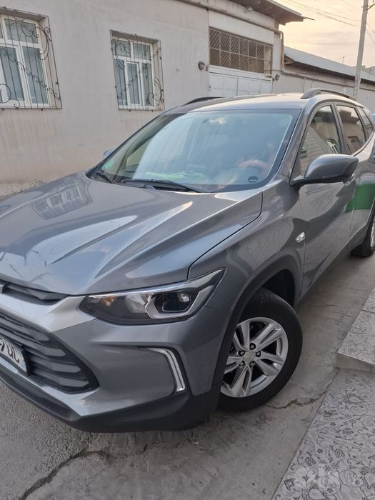 Tracker sotiladi
