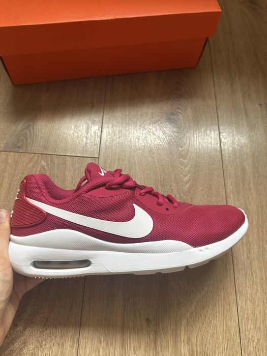 Дамски маратонки Nike