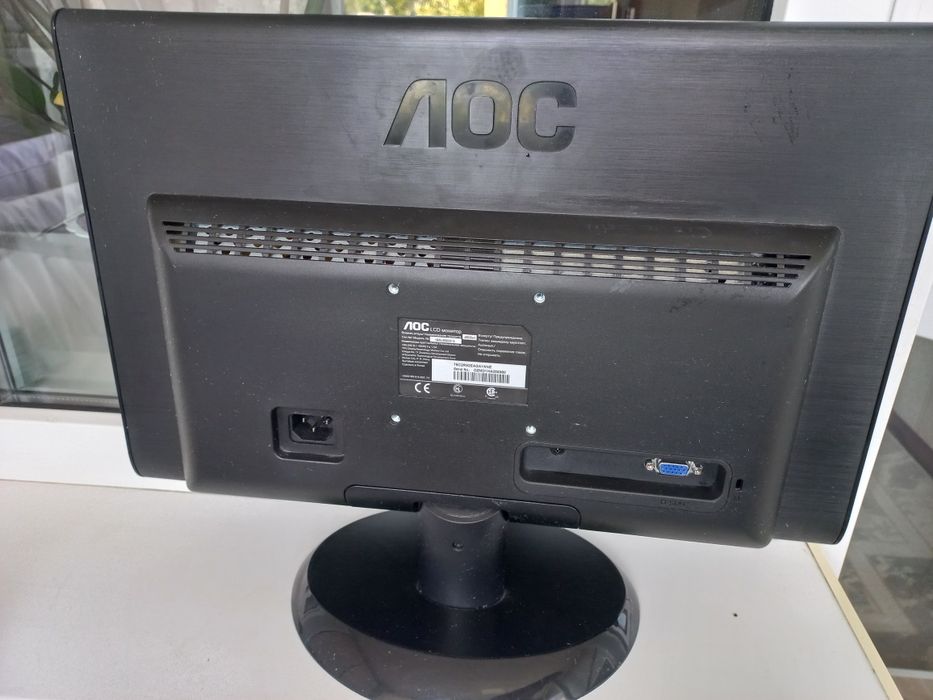 Монитор 18.5" AOC e950Swn LED широкоформатный