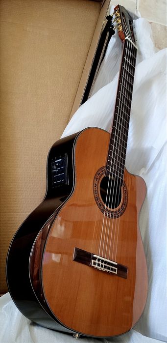 Классическая гитара Ibanez