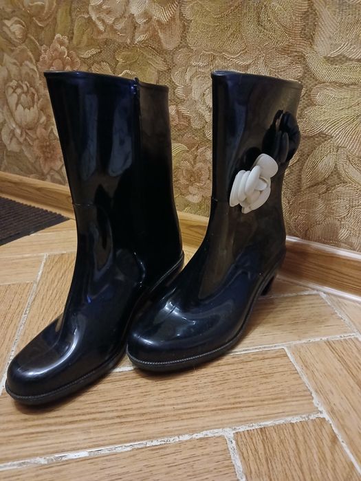 Резиновые сапоги размер.37