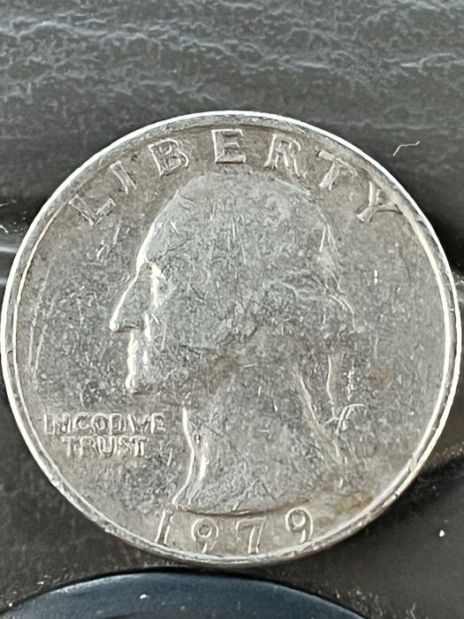 Продам монету четверть доллар