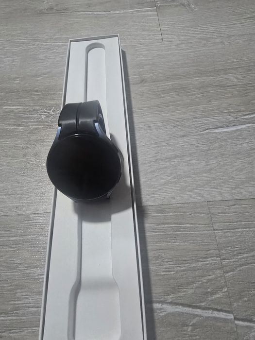 Vând Smartwatch Samsung Galaxy Watch 5 44 mm