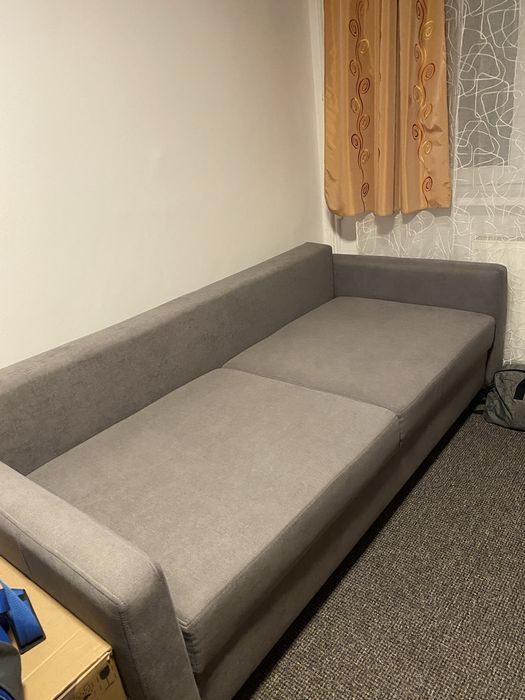 Canapea extensibilă cu ladă de depozitare – stare foarte bună