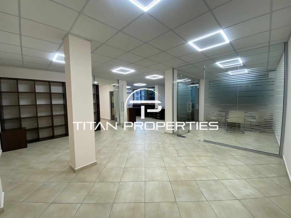 Дава се под наем Офис в Варна, Център - 100 кв.м за 1000 € - Снимка #5