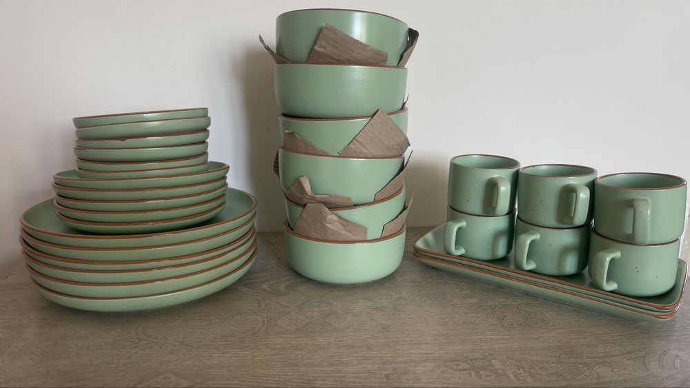 Посуда сатылады.