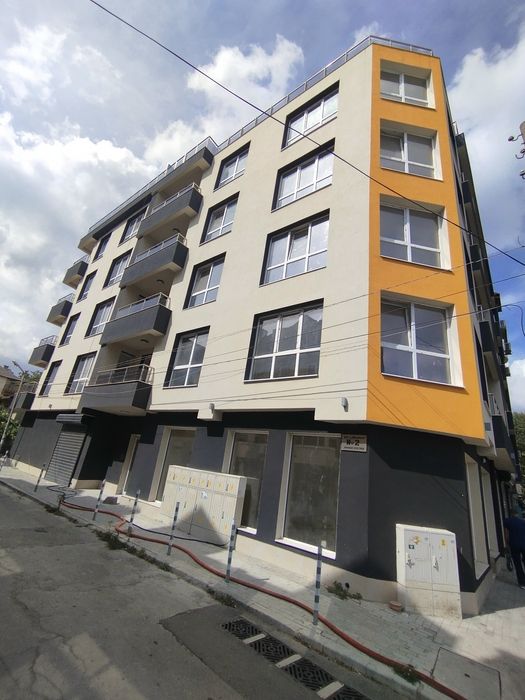 Продава се Тристаен апартамент в с. Аспарухово, Област Плевен - 105 кв.м за 1905 €/кв.м - Снимка #22