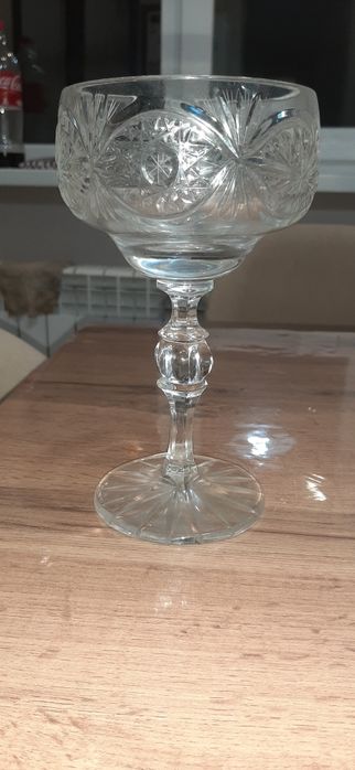 Продается ваза хрустальная
